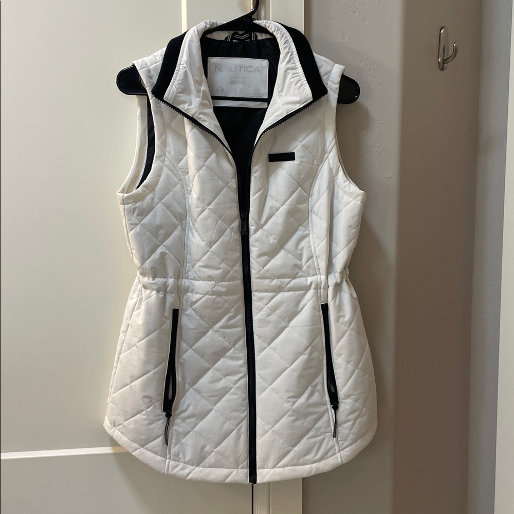 Nautica White Quilted Vest with Black Trim